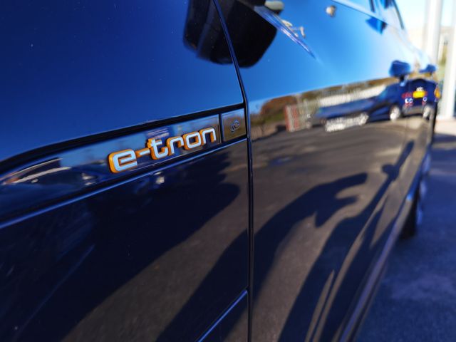 Image for 2021 Audi e-tron 55KWH QUATTRO S LINE **BANG & OLUFSEN** - FINANCE AVAILABLE - CALL US TODAY ON 01 492 6566 OR 087-092 5525