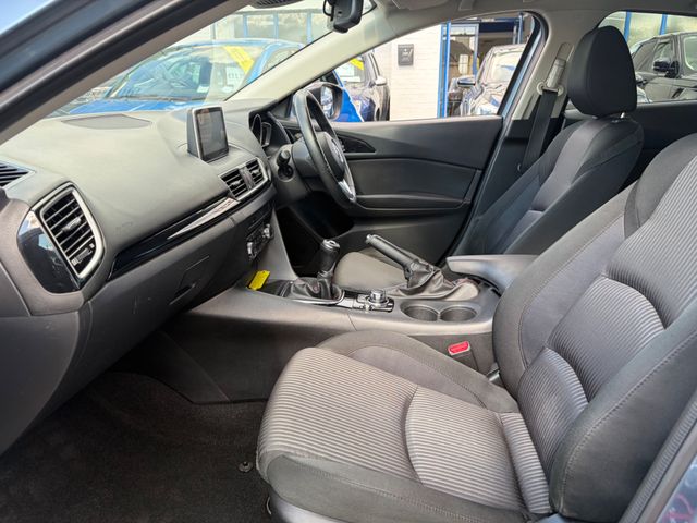 Image for 2015 Mazda Mazda3 2015 MAZDA 3 2.2d EXECUTIVE