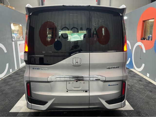 Image for 2017 Honda Stepwagon €21950! 2017 HONDA STEPWAGON SPADA HYBRID G SENSING 2.0 AUTOMATIC / CRUISE CONTROL / REVERSE CAMERA / AUTOMATIC DOORS AND MORE