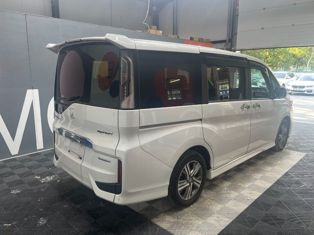 Image for 2019 Honda Stepwagon 2019 HONDA STEPWAGON HYBRID G 2.0 AUTOMATIC / CRUISE CONTROL / PARKING CAMERA / HEATED SEATS / AUTOMATIC & ELECTRIC DOORS / 7 SEATS OPTION AND MORE