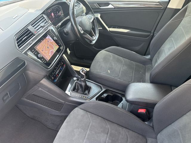 Image for 2021 Volkswagen Tiguan ELEGANCE 2.0 TDI MANUAL 6SPEED FWD 150HP 5 5DR
