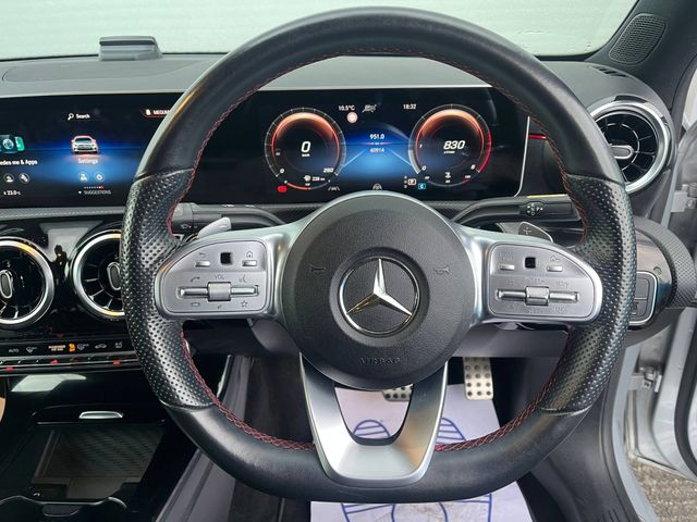 Image for 2021 Mercedes-Benz A Class A200d AMG-LINE PREMIUM PLUS // SERVICE HISTORY // 18" AMG-LINE ALLOYS // VIRTUAL COCKPIT // 