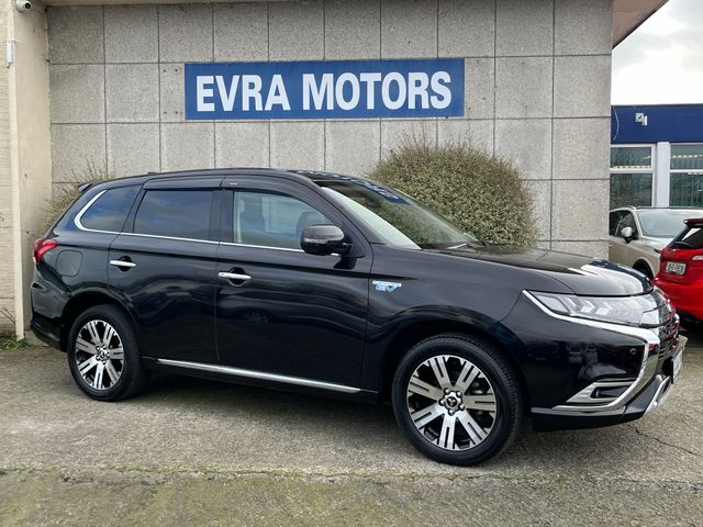 Image for 2019 Mitsubishi Outlander PHEV 4WD G AUTOMATIC 2.4 PETROL HYBRID //HIGH SPEC//HALF LEATHER HEATED SEATS//HEATED STEERING WHEEL//ADAPTIVE CRUISE CONTROL//REVERSE CAMERA//
