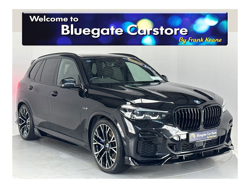 Image for 2022 BMW X5 XDRIVE45E M SPORT AUTO**M PERFORMANCE KIT** NEW 22"ALLOYS**BLACK LEATHER INTERIOR**FRONT HEATED ELECTRIC SEATS**REVERSE CAMERA**PARKING SENSORS**ELECTRIC TAILGATE**APPLECARPLAY**SATNAV**