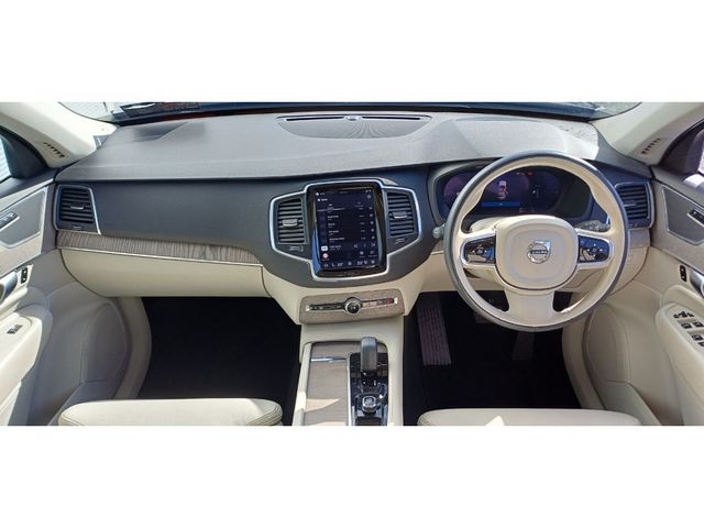 Image for 2023 Volvo XC90 T8 PHEV AWD **7 Seater Beige Leather**