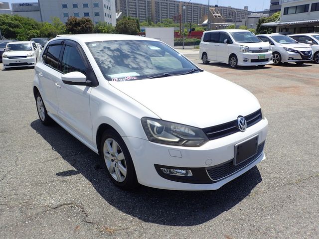 Image for 2013 Volkswagen Polo 1.2 TSI HIGHLINE PETROL AUTOMATIC // PARK ASSIST // REVERSING CAMERA // IMMACULATE EXAMPLE