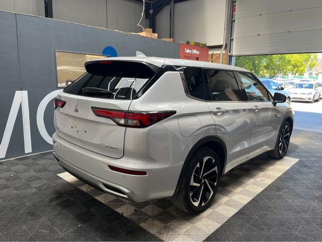 Image for 2023 Mitsubishi Outlander €40950 2023 MITSUBISHI OUTLANDER P 4WD PHEV 2.4 7 SEATER AUTOMATIC / CRUISE CONTROL / 360° CAMERA / ELECTRIC MEMORY & HEATED SEATS / PADDLE SHIFTERS / 7 SEATS OPTION AND MORE