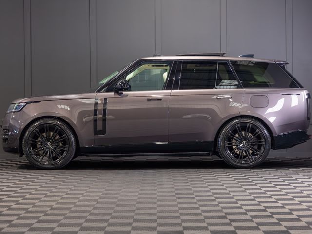 Image for 2025 Land Rover Range Rover Autobiography P550e