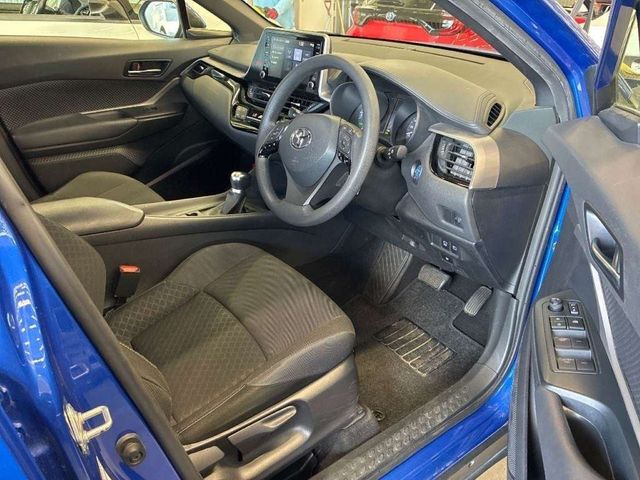 Image for 2022 Toyota C-HR 1.8 HYBRID AUTOMATIC SUV - FACELIFT MODEL - FACTORY ALLOYS - CRUISE CONTROL