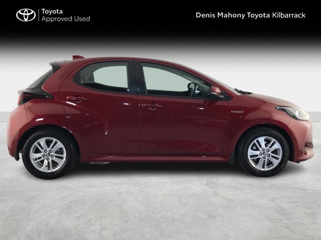 Image for 2021 Toyota Yaris HYBRID LUNA AUTO