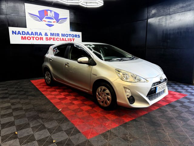 Image for 2017 Toyota Aqua DAA NHP10
