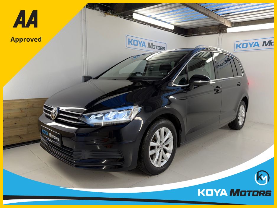 Image for 2018 Volkswagen Touran 7 SEATER=1.4 TSI COMFORTLINE PRO PLUS PETROL AUTOMATIC // REVERSING CAMERA // CRUISE CONTROL // LANE ASSIST // TOP SPEC // UPGRADED ALLOYS // FOGS // VW MATRIX LIGHTING // FULL PRIVACY PACK