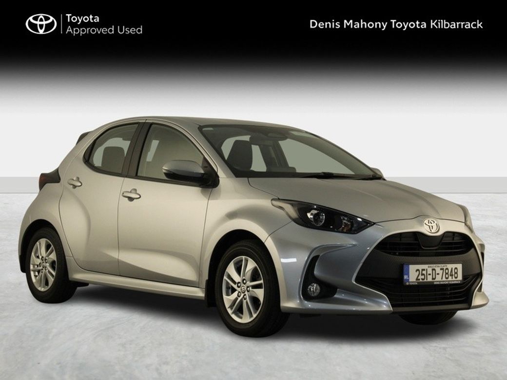 Image for 2025 Toyota Yaris Luna