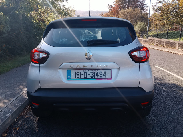 Image for 2019 Renault Captur Play DCI 90 MY18 5DR