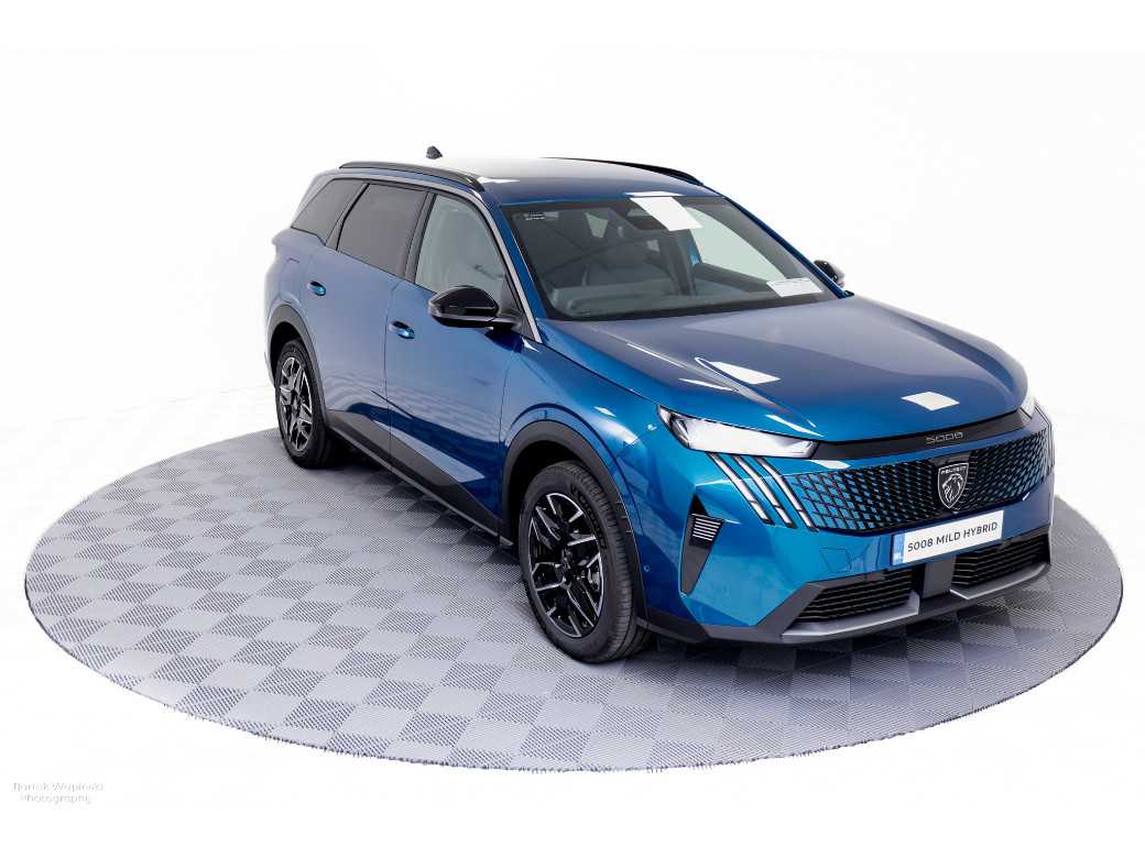 Image for 2026 Peugeot 5008 Allure HYBRID Auto 145HP - 7 Seats Includes Peugeot Protect, Gap or CRI