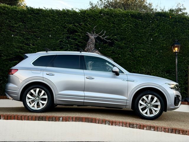 Image for 2018 Volkswagen Touareg D R-le 3.0tdi 4M 286HP 5DR AUT
