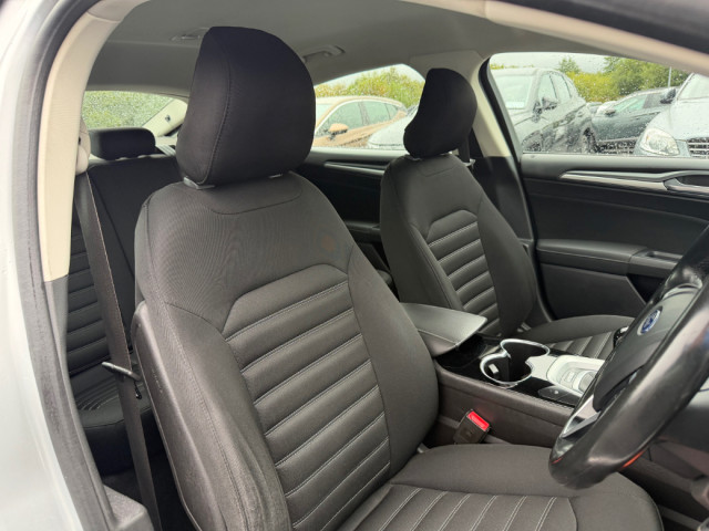 Image for 2015 Ford Mondeo 1.6 TDCI Style ECO S/S 115PS 5DR * BLUETOOTH * 