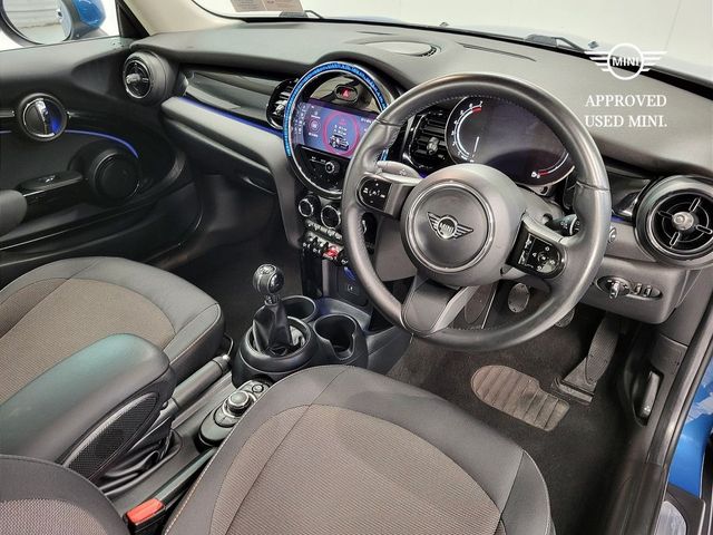 Image for 2022 Mini Cooper 3-Door One Classic