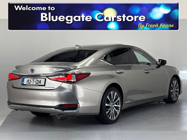 Image for 2019 Lexus ES 300h SUNROOF**HEATED CREAM LEATHER MEMORY SEATS**HEATED MULTIFUNCTIONAL STEERING WHEEL**DIGITAL DASH**BLUETOOTH MEDIA**DUAL CLIMATE**DRIVE MODES**KEYLESS START**ELECTRIC FOLDING MIRRORS**ISOFIX**