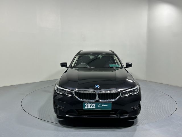 Image for 2022 BMW 3 Series 330e Se Pro Touring