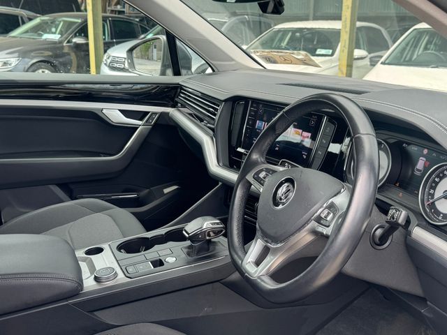 Image for 2020 Volkswagen Touareg 3.0 TDI 5Seat Passenger