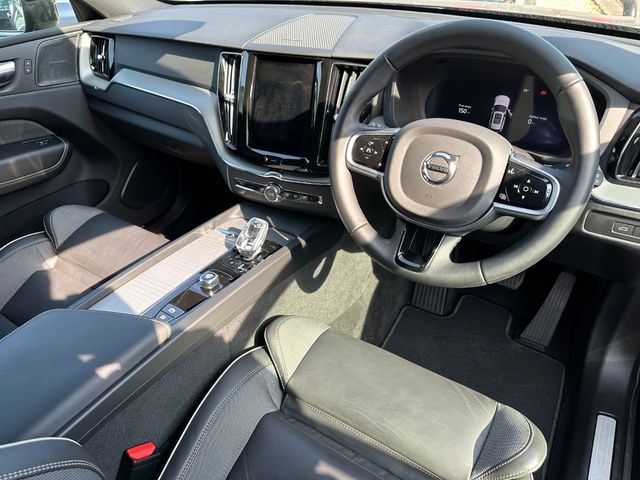 Image for 2025 Volvo XC60 T6 BLACK EDITION