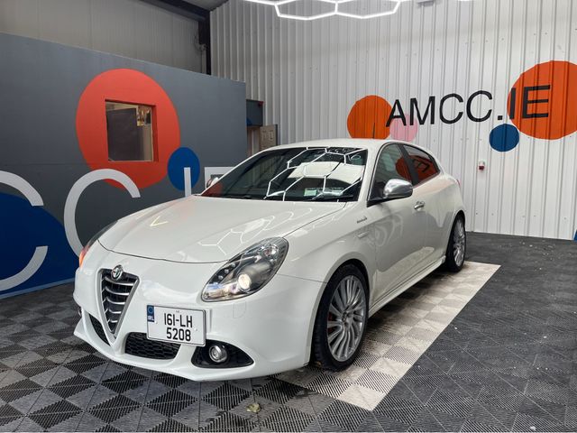 Image for 2016 Alfa Romeo Giulietta 1.4 SPORTIVA / 113k KMs / HEATED SEATS , REVERSE CAMERA & MORE