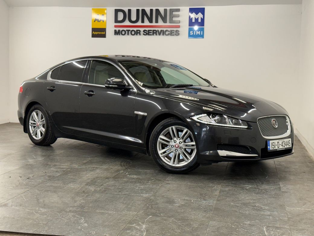 Image for 2015 Jaguar XF **LUXURY XF MODEL **MULTI FUNCTION STEERING WHEEL **SUN ROOF **HEATED SEATS **BLUETOOTH TOUCHSCREEN RADIO **DUAL DIGITAL CLIMATE CONTROL **CREAM LEATHER ELECTRIC SEATS **LED HEADLIGHTS **LED HEADLIGHT