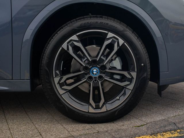 Image for 2025 BMW iX eDrive20
