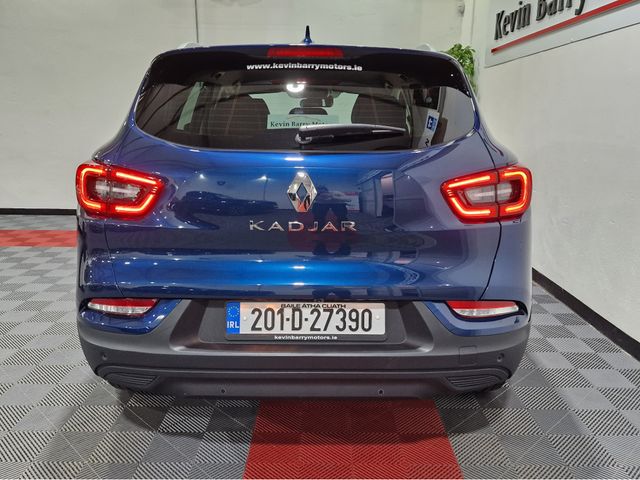 Image for 2020 Renault Kadjar 1.5DCi ICONIC 115BHP AUTOMATIC **ORIGINAL IRISH CAR / LOW MILEAGE / APPLE CARPLAY / CRUISE CONTROL / F&R PARKING ASSIST / HALF LEATHER / KEYLESS ENTRY / SAT NAV / REVERSE CAMERA**