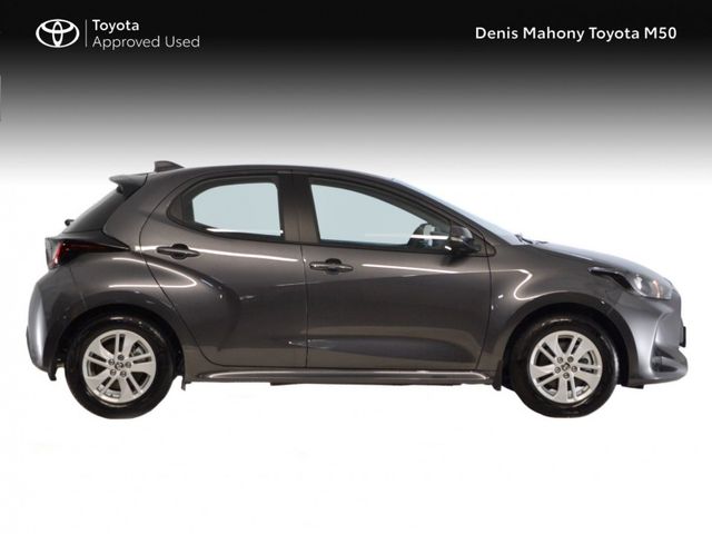 Image for 2025 Toyota Yaris Hybrid 115 Luna