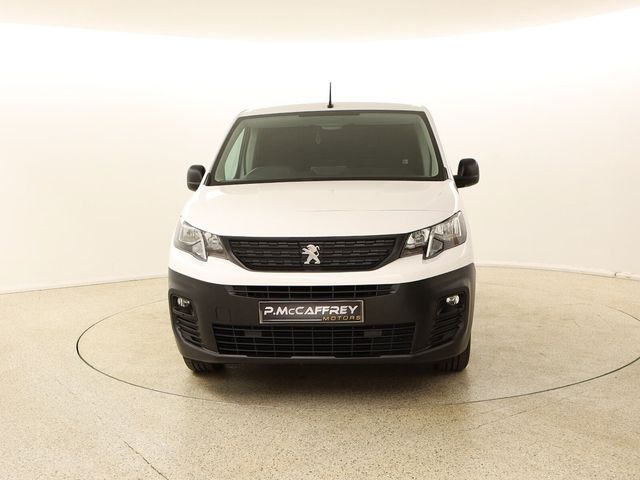 Image for 2021 Peugeot Partner 