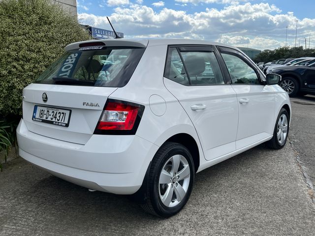 Image for 2018 Skoda Fabia AMBITION 1.0 PETROL //LOW MILES//APPLE CARPLAY//
