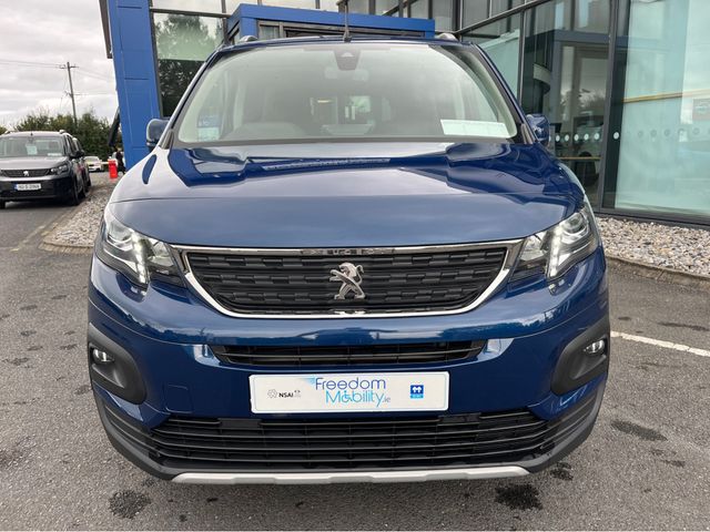 Image for 2020 Peugeot Rifter Horizon Wheelchair Accessible