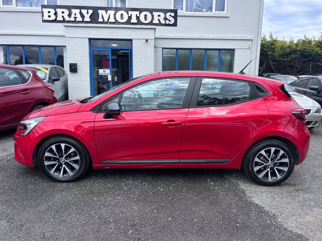 Image for 2023 Renault Clio 2023 RENAULT CLIO 1.3 PETROL AUTO Equilibre