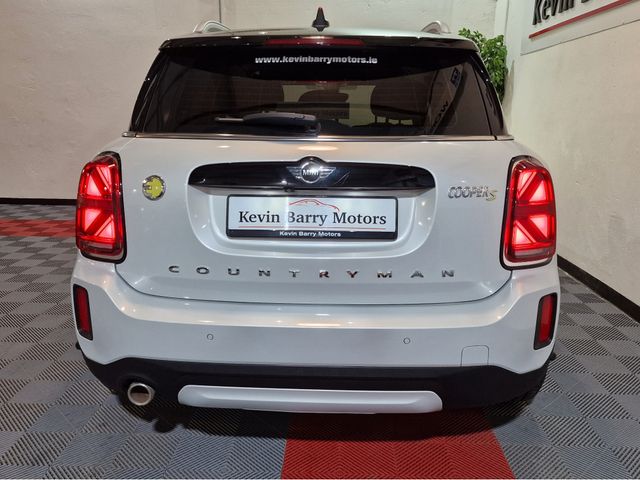 Image for 2021 Mini Countryman S E ALL4 EXCLUSIVE (PLUG IN HYBRID) AUTOMATIC **ONE OWNER / HUGE SPEC / APPLE CARPLAY / CRUISE CONTROL / FULL BLACK LEATHER / HEATED FRONT SEATS / REVERSE CAMERA / REAR TINTED GLASS**