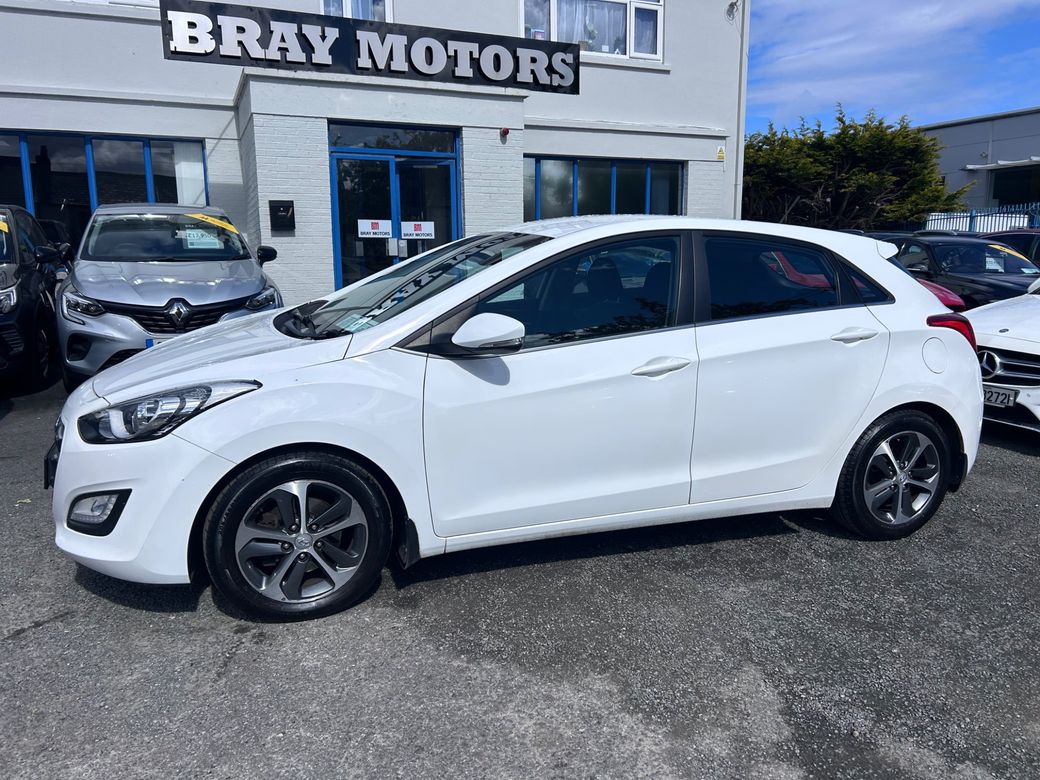 Image for 2016 Hyundai i30 2016 HYUNDAI I30 1.4 PETROL DELUXE