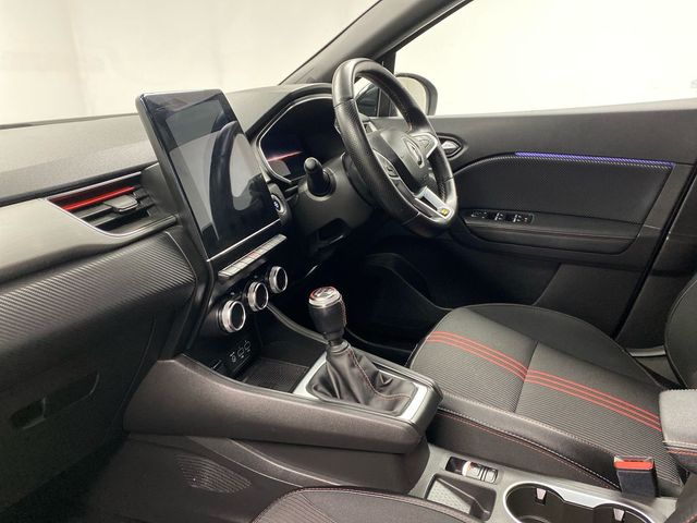 Image for 2023 Renault Captur TCe 90 RS Line