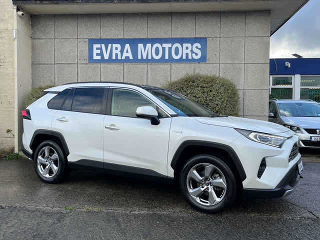 Image for 2019 Toyota Rav4 G 4WD HYBRID AUTOMATIC 2.5 PETROL //HIGH SPEC//PANORMAIC GLASS ROOF//FULL LEATHER HEATED SEATS//HEATED STEERING WHEEL//KEYLESS ENTRY//REVERSE CAMERA//