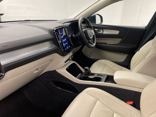 Image for 2021 Volvo XC40 2 YEAR VOLVO SELEKT WARRANTY PHEV T4 (197hp) Insciption FWD