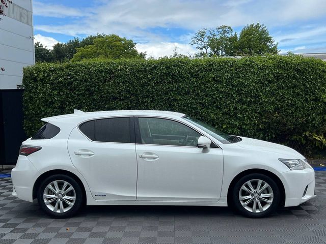 Image for 2017 Lexus CT 200h 1.8 HYBRID AUTO // 