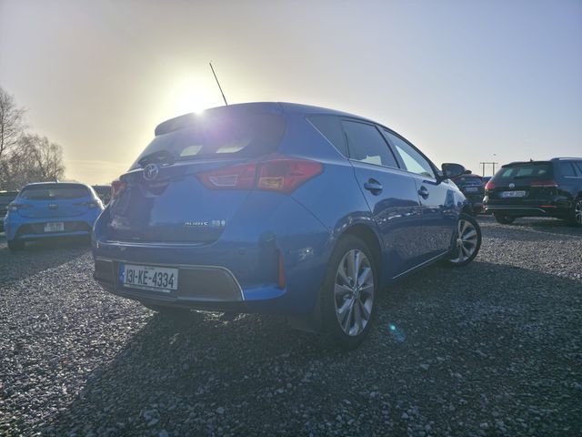 Image for 2013 Toyota Auris 1.8 Excel Vvt-i CVT 98BHP 5DR