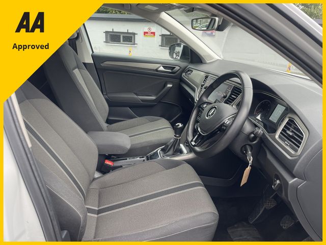 Image for 2021 Volkswagen T-Roc 1.0 DESIGN TSI FREE DELIVERY 