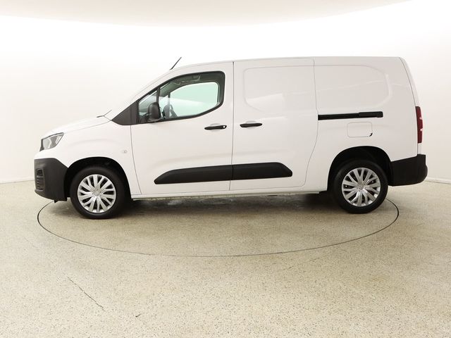Image for 2021 Peugeot Partner 
