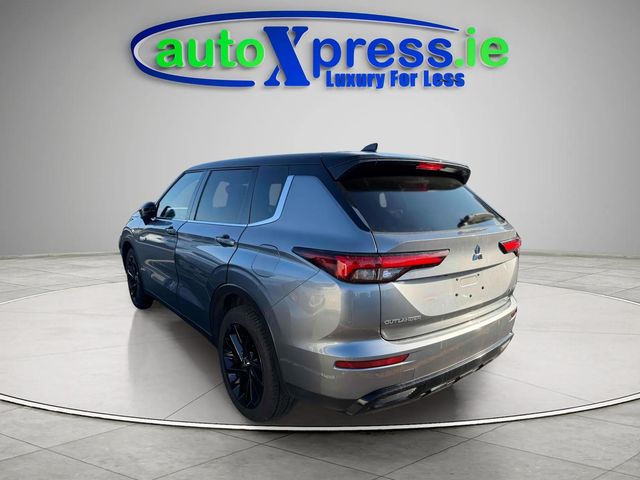 Image for 2023 Mitsubishi Outlander PHEV 4WD BLACK EDITION, Low mileage, reversing camera