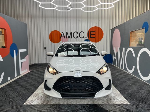 Image for 2024 Toyota Yaris YARIS AUTOMATIC 1.0 PETROL / 7k KMs / REVERSE CAMERA & MORE