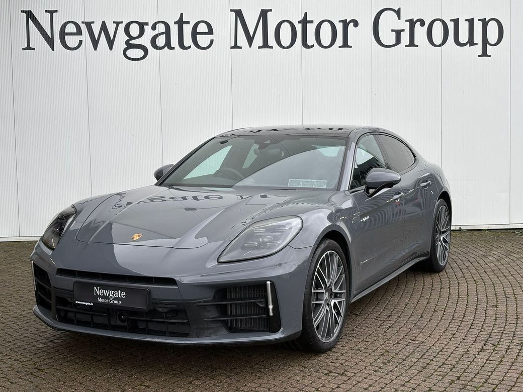 Image for 2025 Porsche Panamera Hybrid 4 - 4+1 *ADAPTIVE CRUISE*