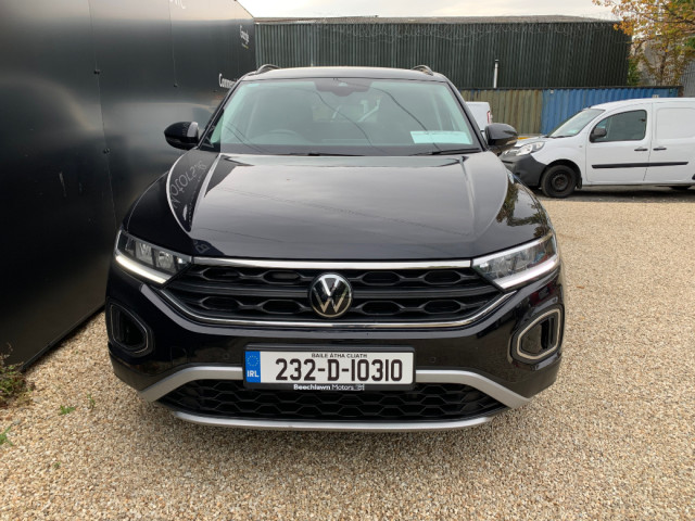 Image for 2023 Volkswagen T-Roc 2.0 TDI 2 SEATER COMMERCIAL // PRICE EXCL. VAT // GREAT CONDITION // 07/27 CVRT // ONE OWNER // SERVICE HISTORY // PARK ASSIST, PARKING SENSORS AND CRUISE CONTROL // 
