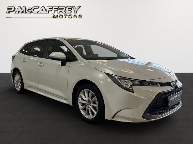 Image for 2022 Toyota Corolla 1.8 Hybrid Luna