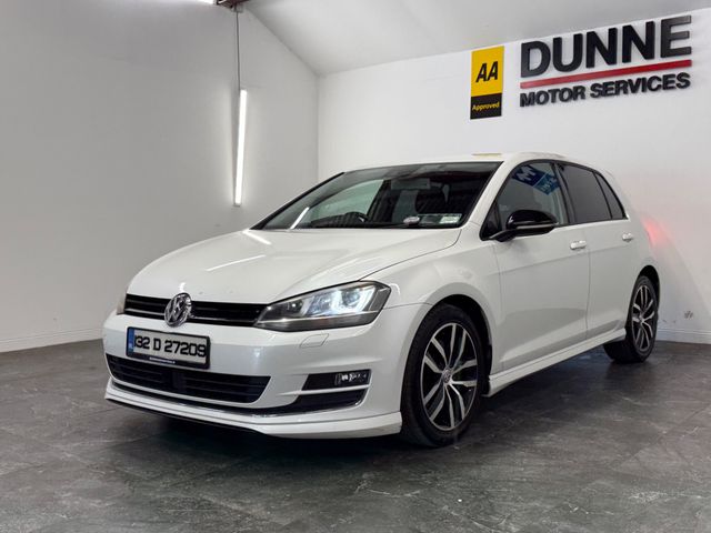Image for 2013 Volkswagen Golf **MULTI FUNCTION STEERING WHEEL **ADAPTIVE CRUISE CONTROL **LED HEADLIGHTS **LED TAILIGHTS **UPGRADED FRONT BUMPER LIP **UPGRADED SIDE SKIRTS **UPGRADED REAR SPOILER **UPGRADED REAR BUMPER SPATS **FA